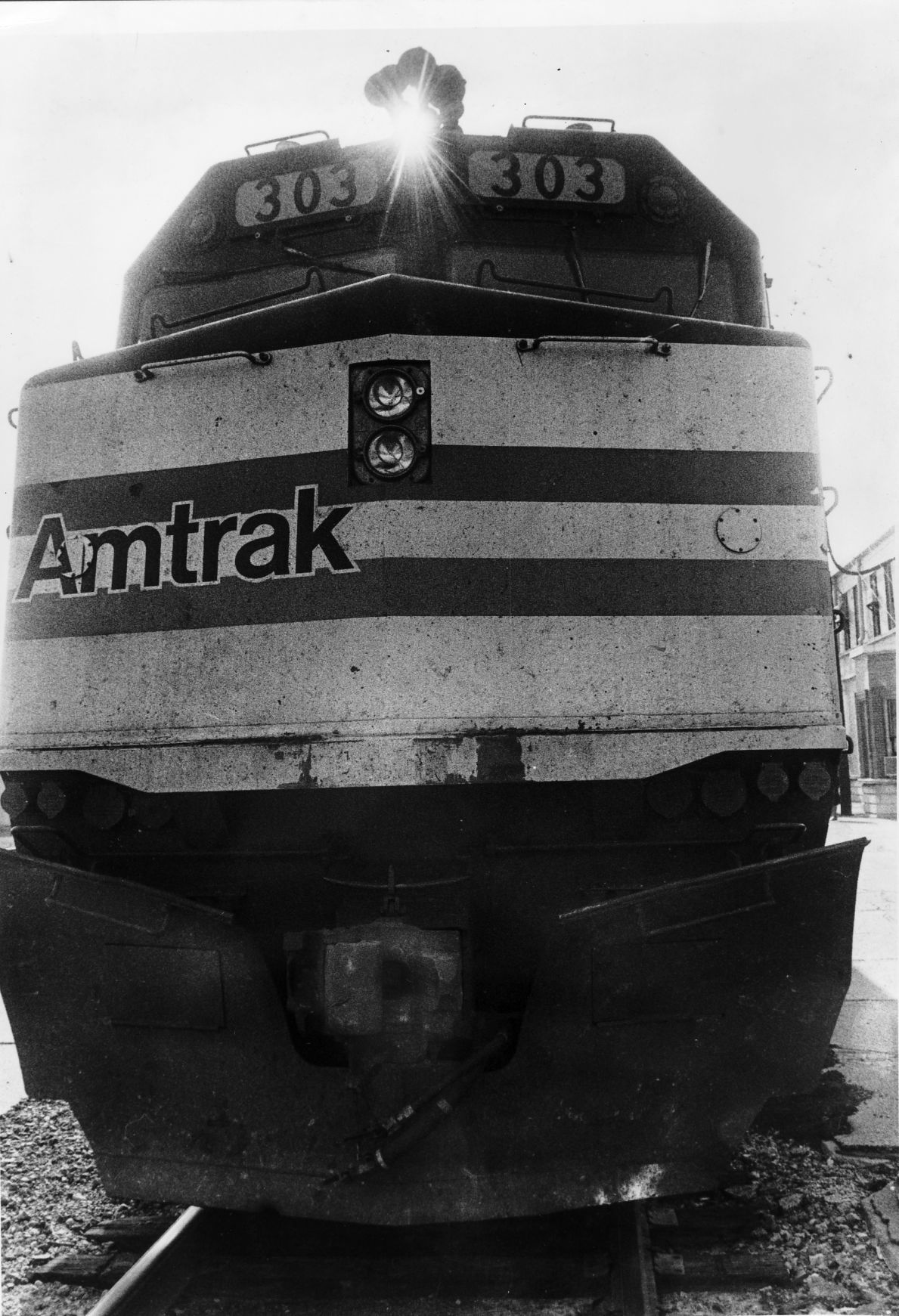 Amtrak passenger-6 1983.jpg